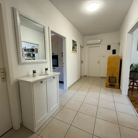 Large 3Br Family Apartment In The Center And Sand Beach 5Bd Split Exterior photo