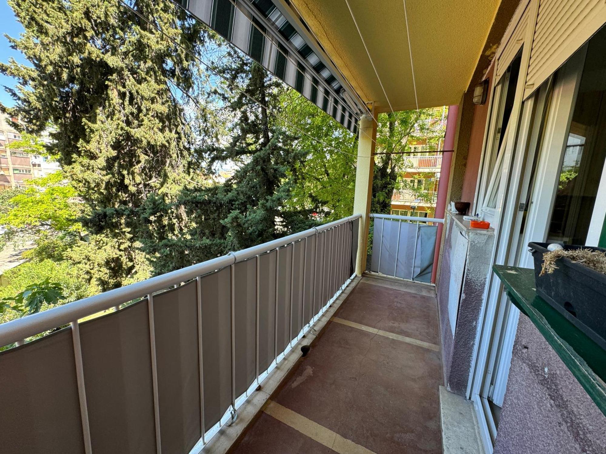 Large 3br Family In The Center And 5bd Apartment