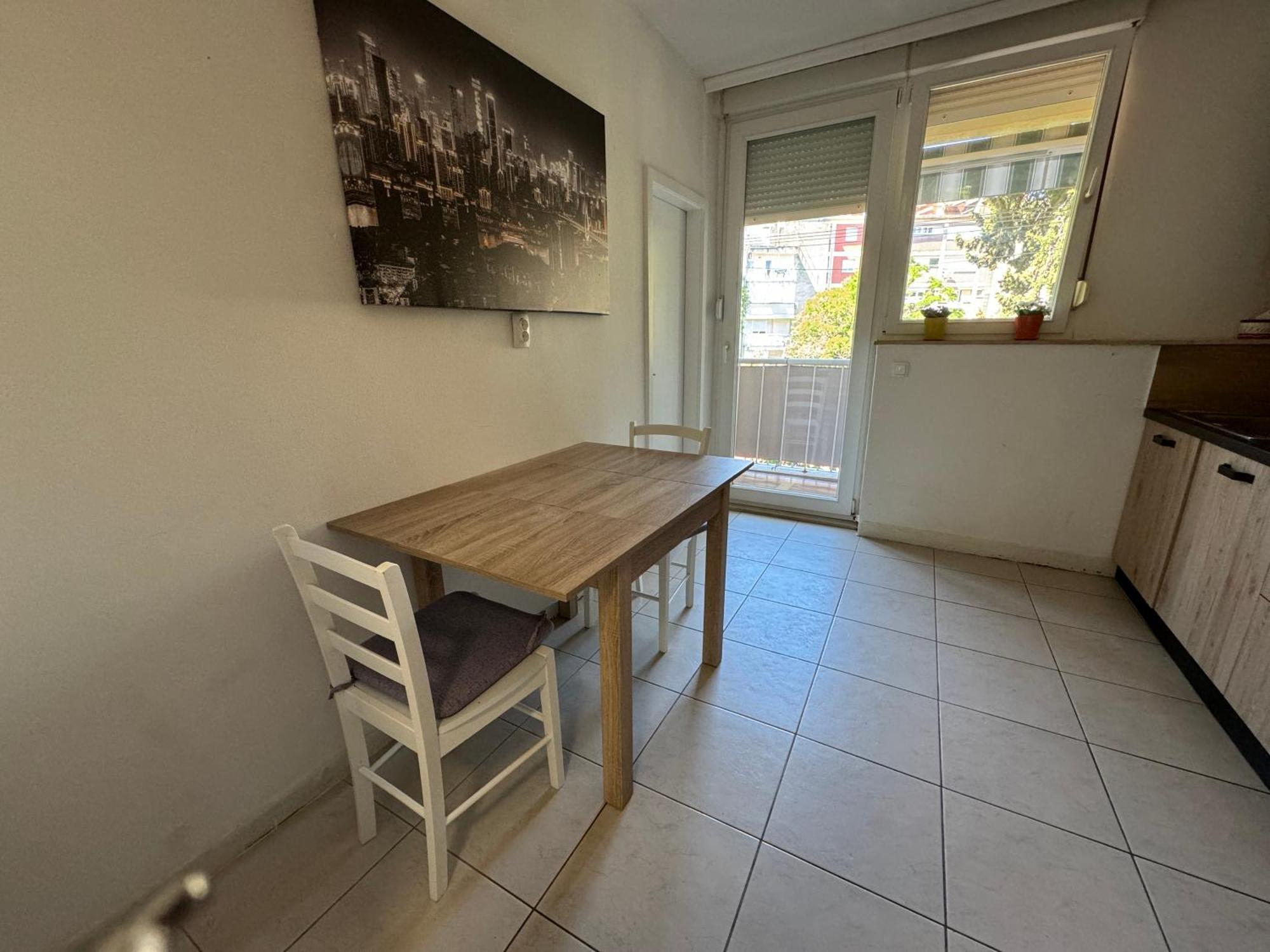 Large 3br Family In The Center And 5bd Split